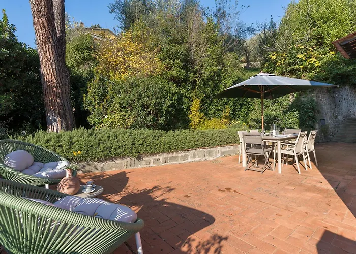Private Jacuzzi - Bellosguardo In Historic Center *